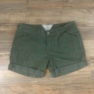 Levi’s Green Khaki Shorts